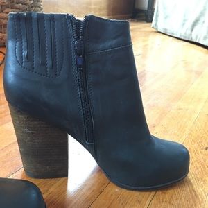 Jeffery Campbell black leather booties sz 9.5